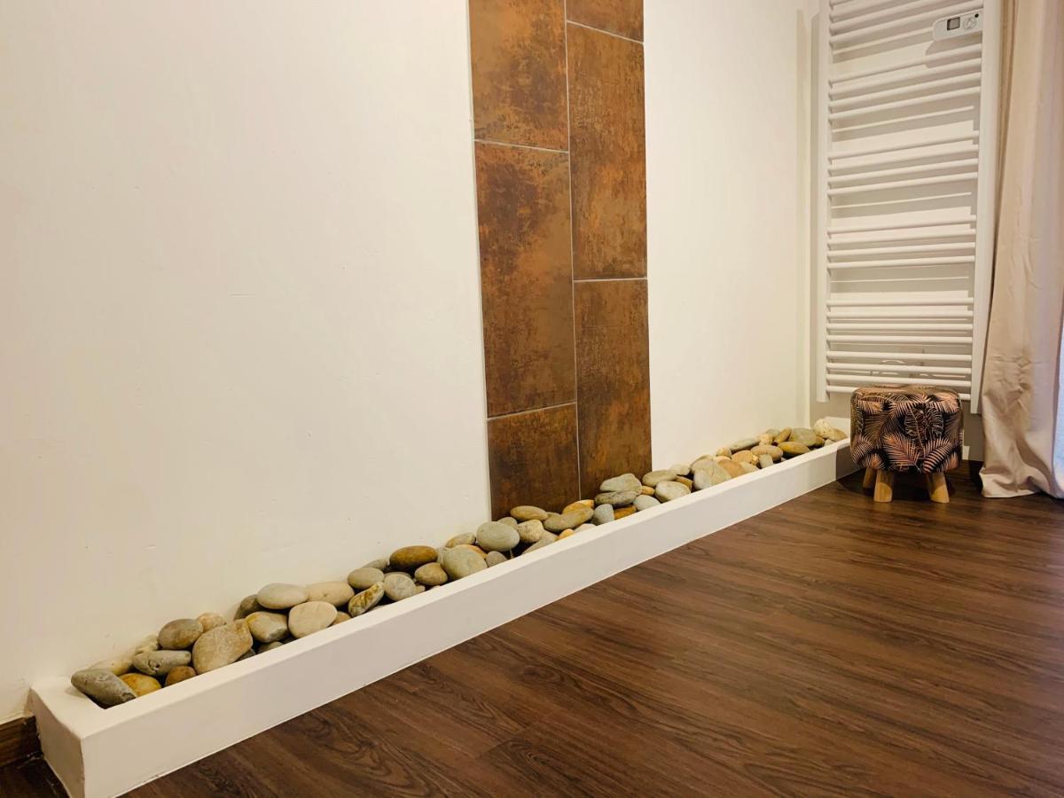 Rose Appartement Manosque Esterno foto