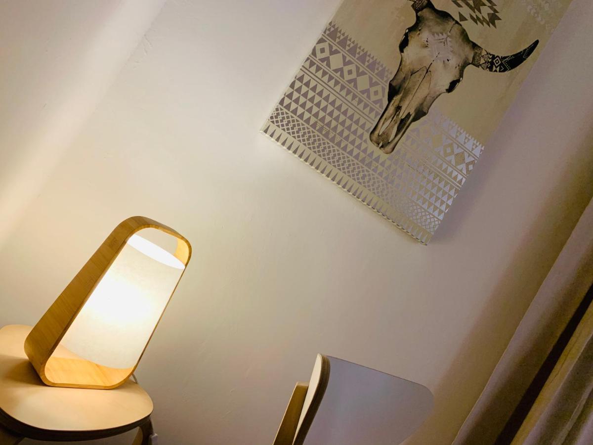 Rose Appartement Manosque Esterno foto
