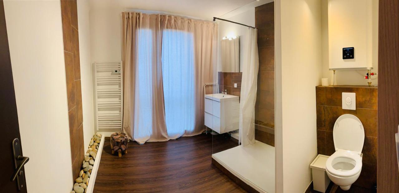 Rose Appartement Manosque Esterno foto